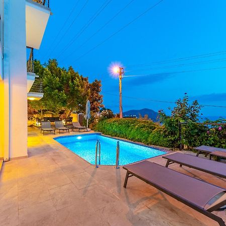 Luxus Villa Skyla Mit 5 Schlafzimmern & Meer-Blick 카스 외부 사진