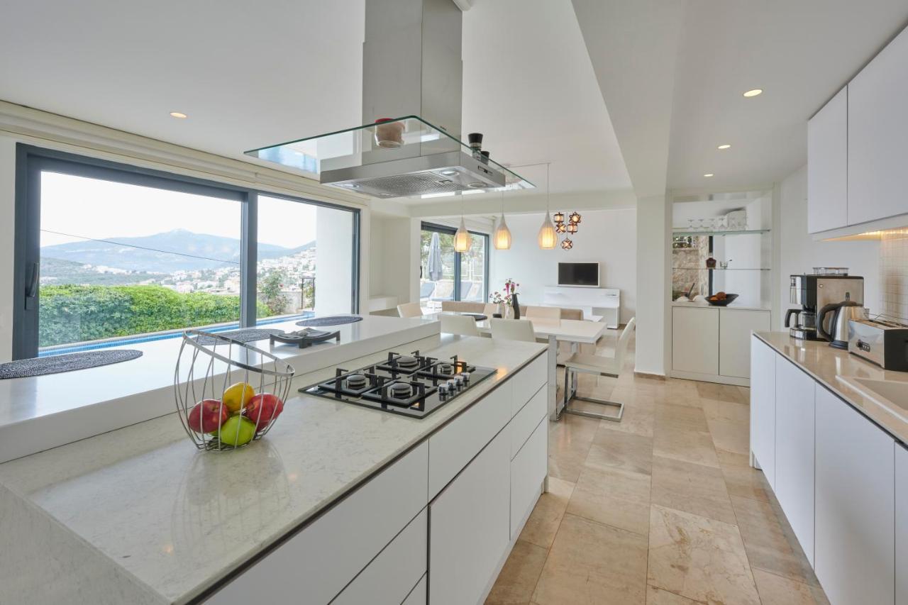 Luxus Villa Skyla Mit 5 Schlafzimmern & Meer-Blick 카스 외부 사진