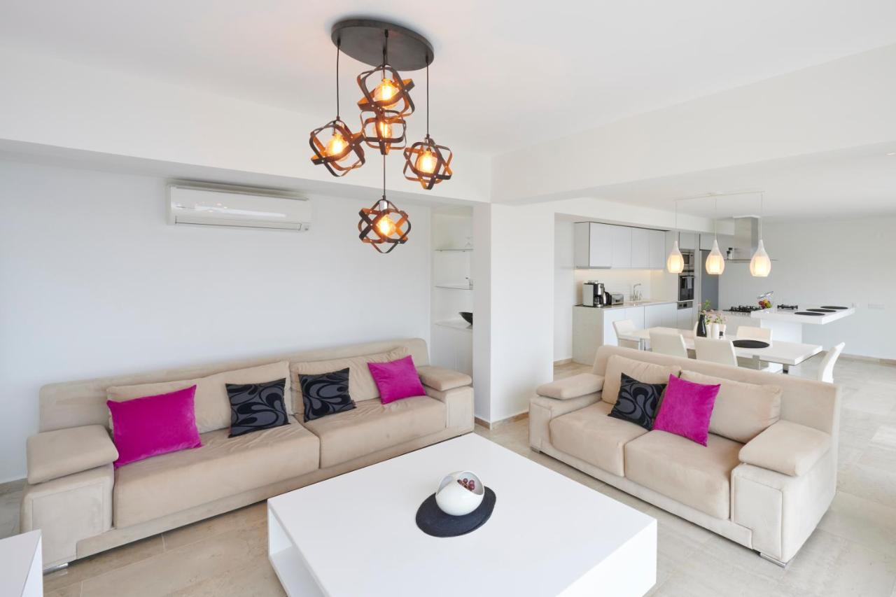 Luxus Villa Skyla Mit 5 Schlafzimmern & Meer-Blick 카스 외부 사진