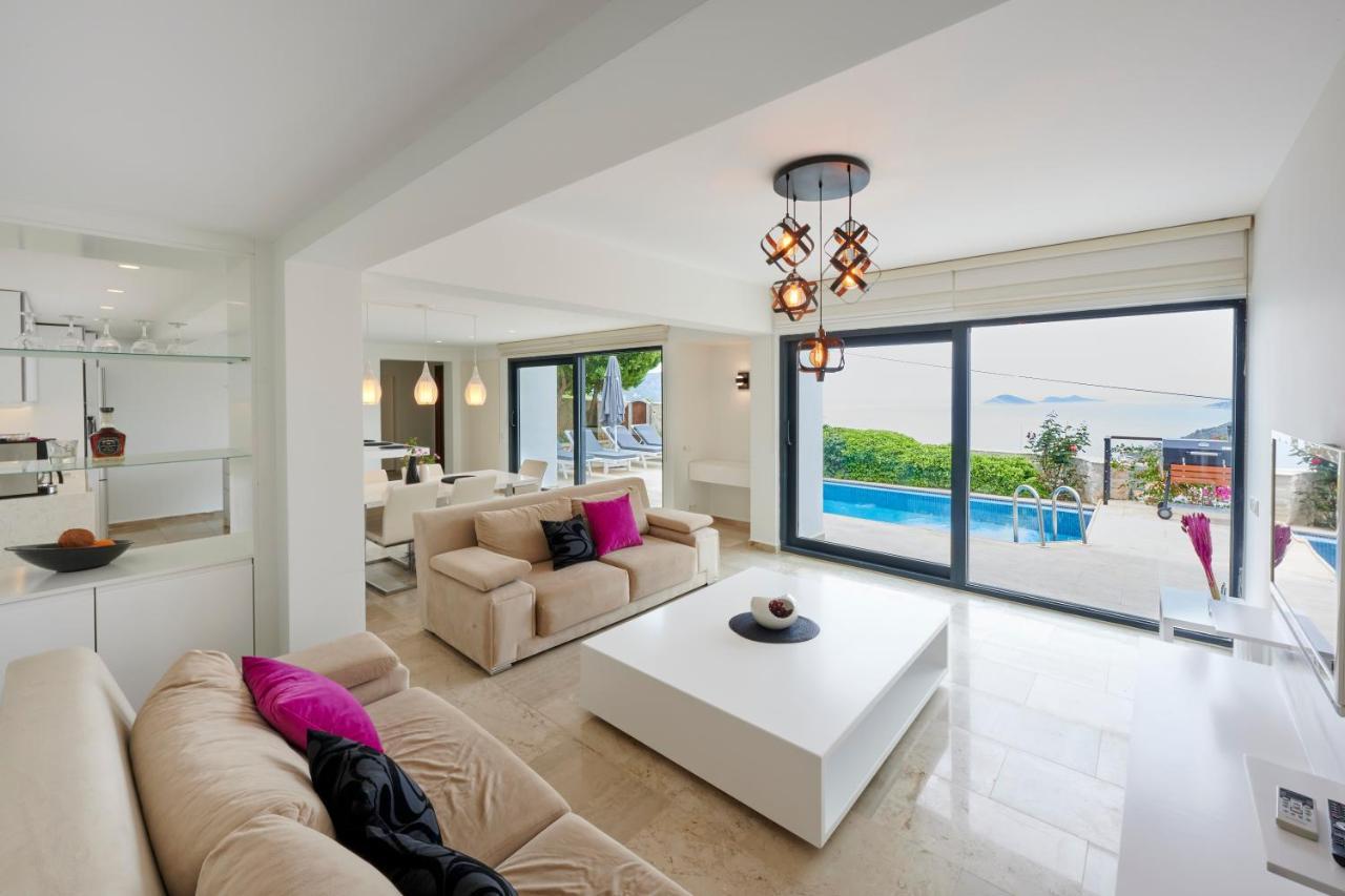 Luxus Villa Skyla Mit 5 Schlafzimmern & Meer-Blick 카스 외부 사진