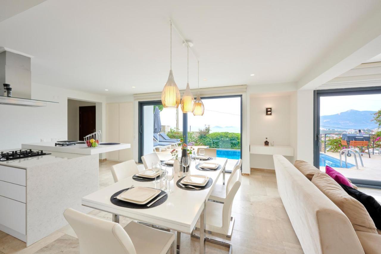 Luxus Villa Skyla Mit 5 Schlafzimmern & Meer-Blick 카스 외부 사진