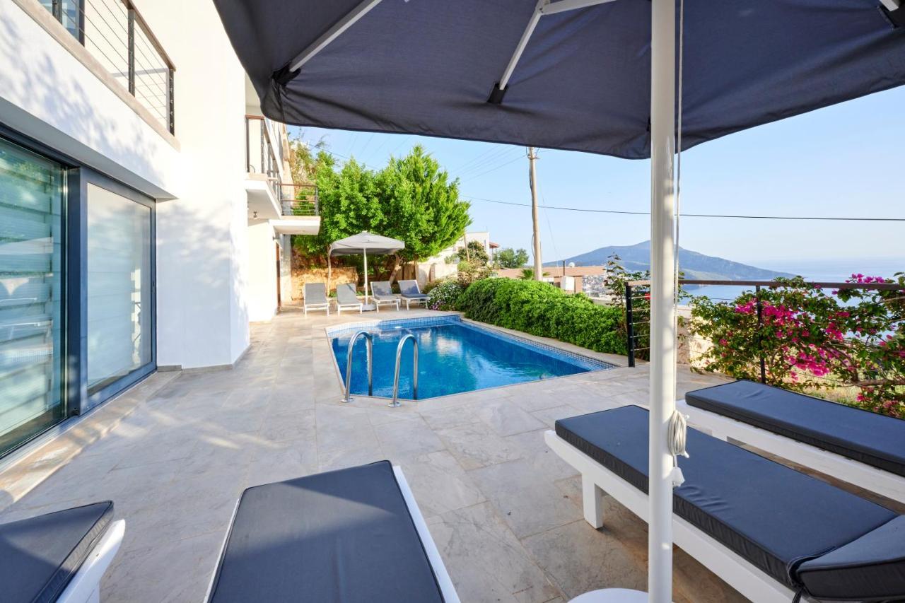 Luxus Villa Skyla Mit 5 Schlafzimmern & Meer-Blick 카스 외부 사진